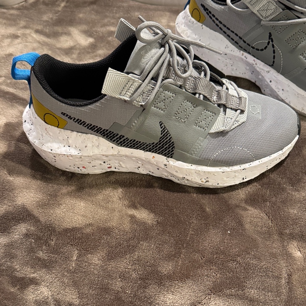 Nike crater  Gray and black Men's Sneakers size 6– New w/o tags